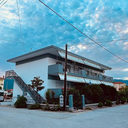 Atlantis Apartments Nea Vrasna Luaran gambar