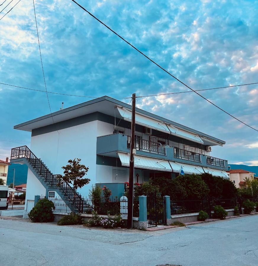 Atlantis Apartments Nea Vrasna Luaran gambar