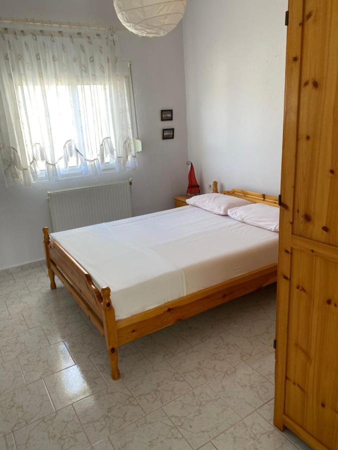 Atlantis Apartments Nea Vrasna Luaran gambar