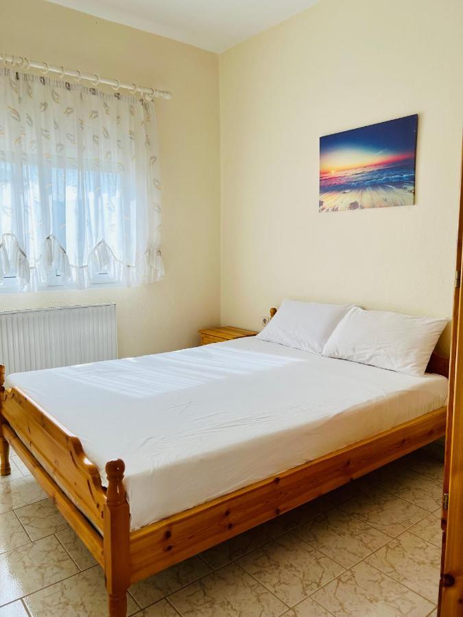 Atlantis Apartments Nea Vrasna Luaran gambar